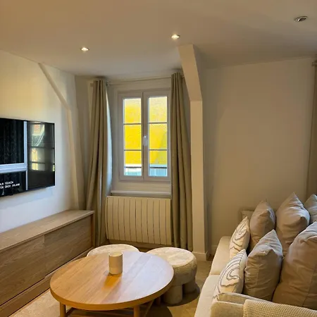Apartment Le 54 Mirabeau - Au Coeur De Deauville