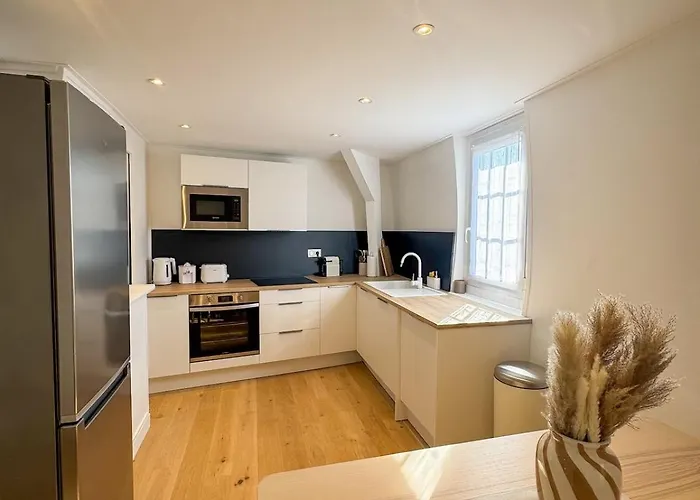 Le 54 Mirabeau - Au Coeur De Apartment